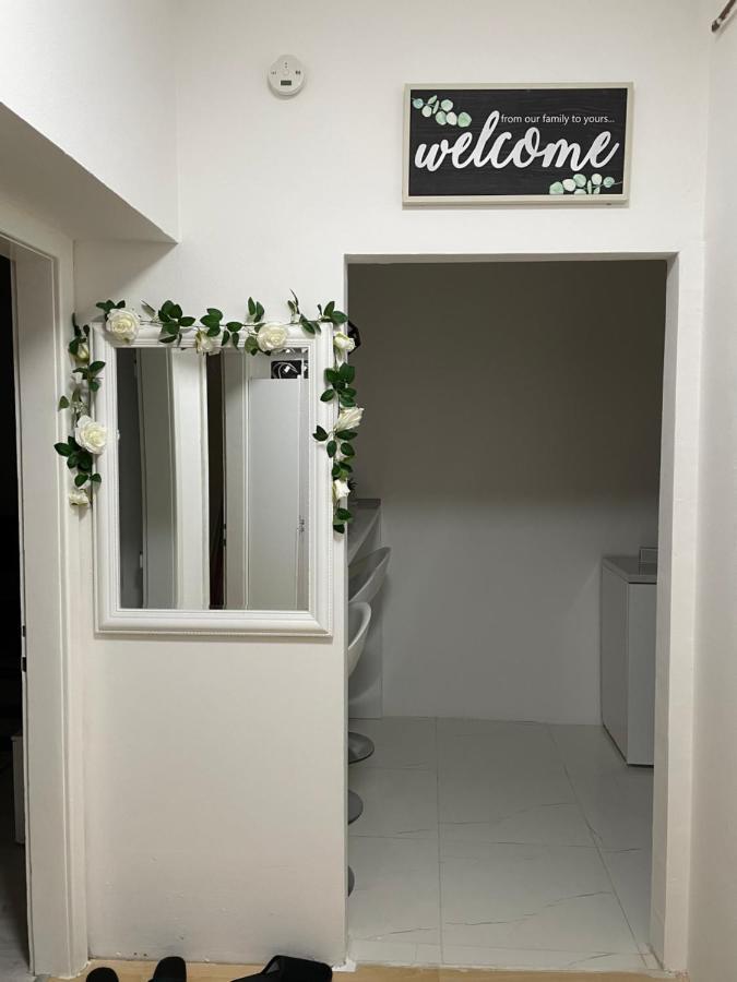 Modern & Cozy 2-Bedroom Vacation Home In Sarajevo Ngoại thất bức ảnh