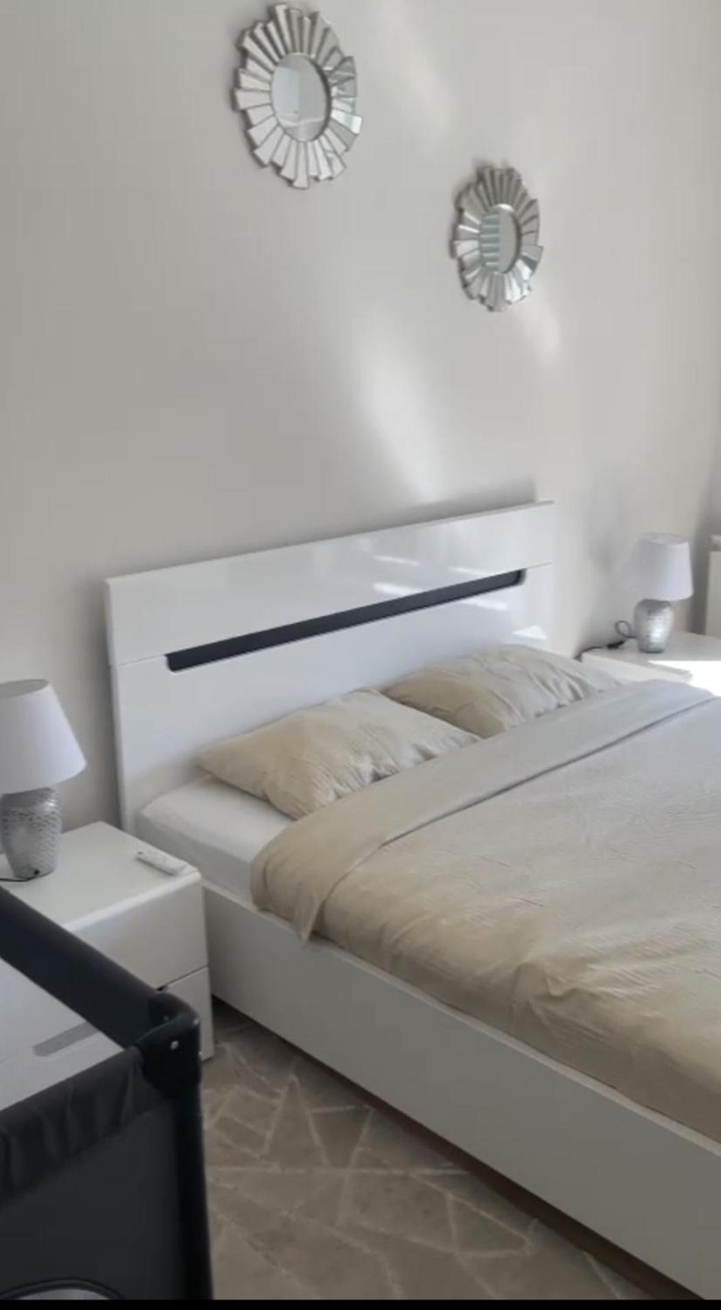 Modern & Cozy 2-Bedroom Vacation Home In Sarajevo Ngoại thất bức ảnh